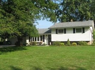 375 Sunrise Dr, Amherst, OH