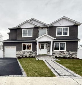 3 Narkin Court, Hicksville, NY, 11801