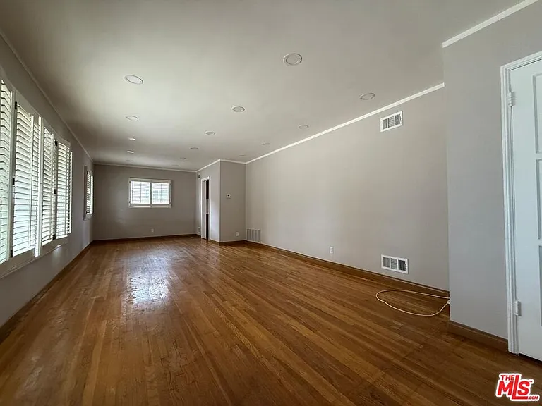 15133 Blackhawk St — Photo 7