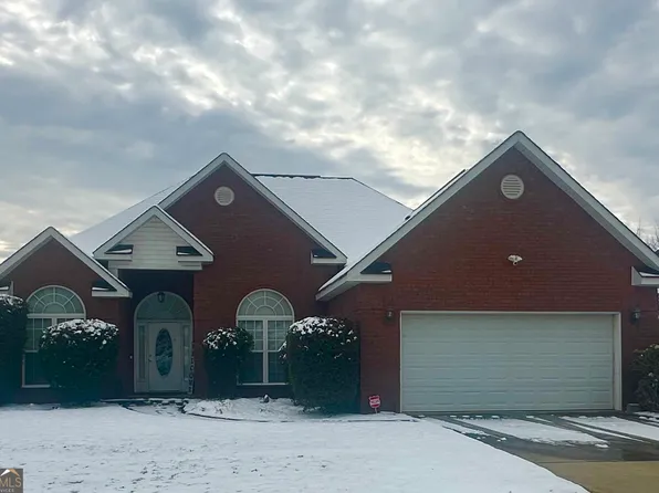 117 Emberly Ln, Warner Robins, GA 31088