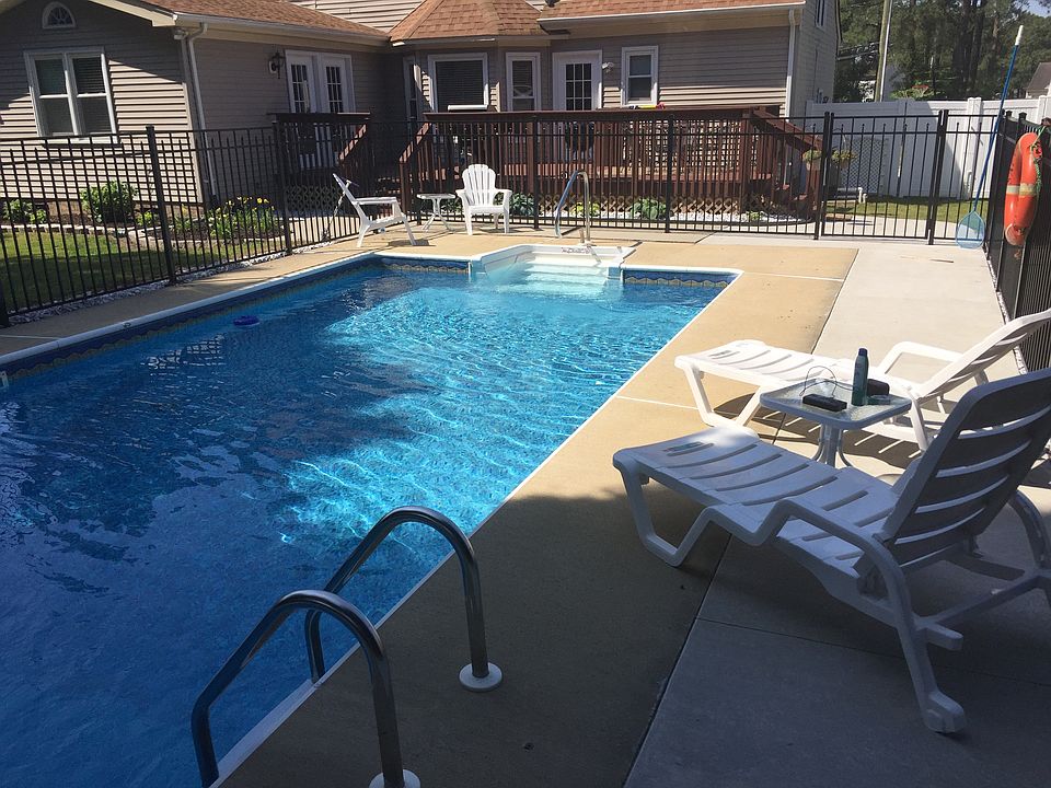 1st image of 242 Kilby Shores Dr