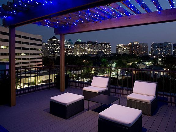 Rooftop Deck