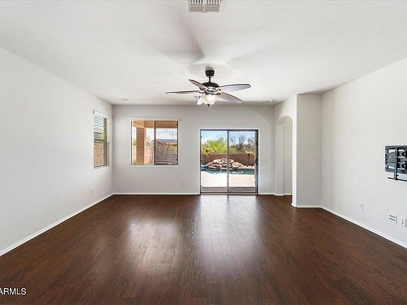 3rd image of 23111 N 43rd Place