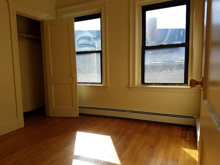 366 Centre St #7-A — Photo 1