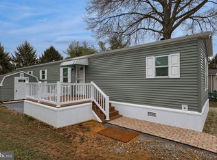 129 Meadow Valley Rd Trailer 11, Ephrata, PA 17522