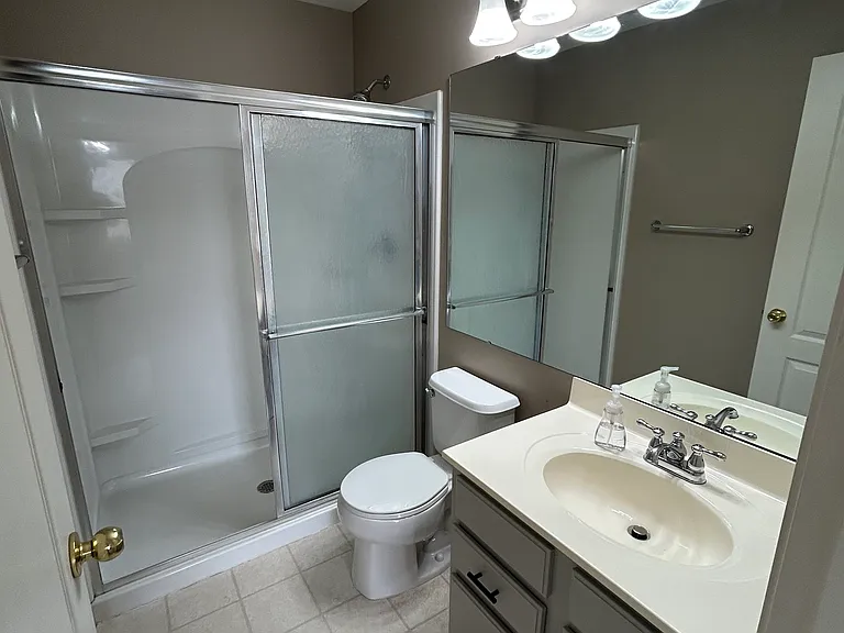 7648 Bridge Point Dr — Photo 20