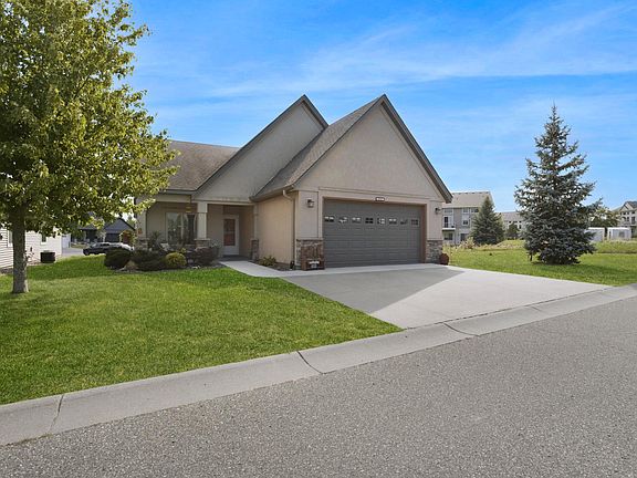 2nd image of 9765 Saint Andrews Dr