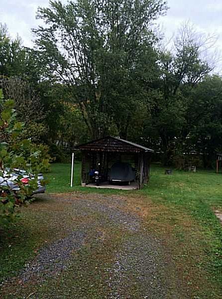 2nd image of 931 Saxonburg Blvd