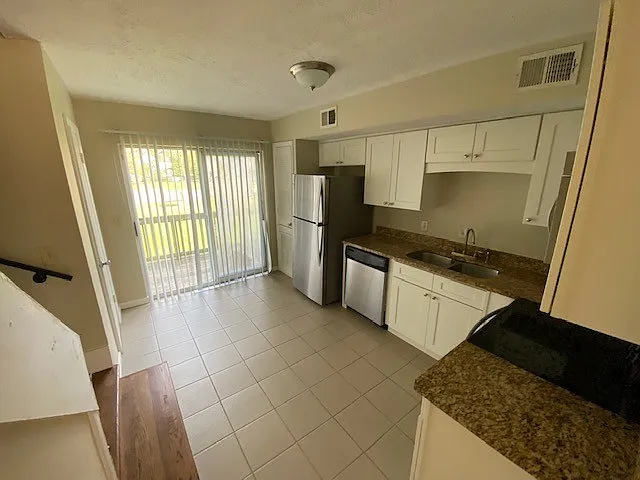 3615 Golf St — Photo 7
