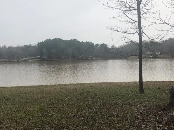 125 Sandy Run Dr, Sparta, GA 31087