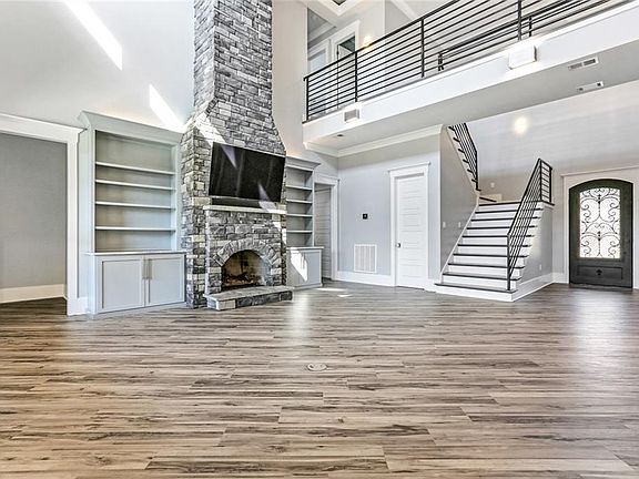 5th image of 3016 Clifford Dr