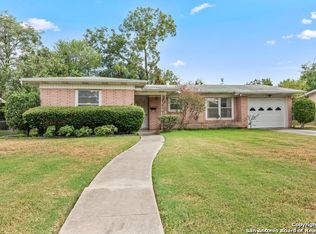 310 Waxwood Ln, San Antonio, TX 78216