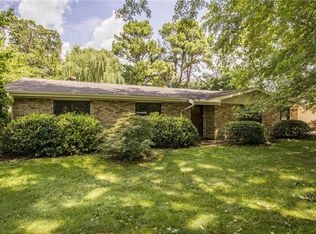 110 E Douglas St, Prairie Grove, AR 72753