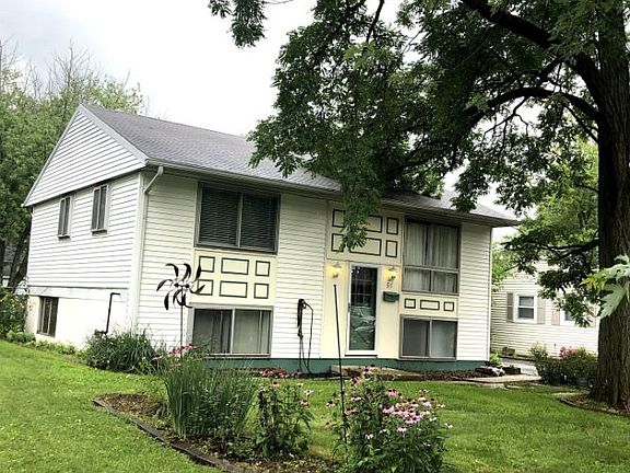 2nd image of 51 N Cedar Ln