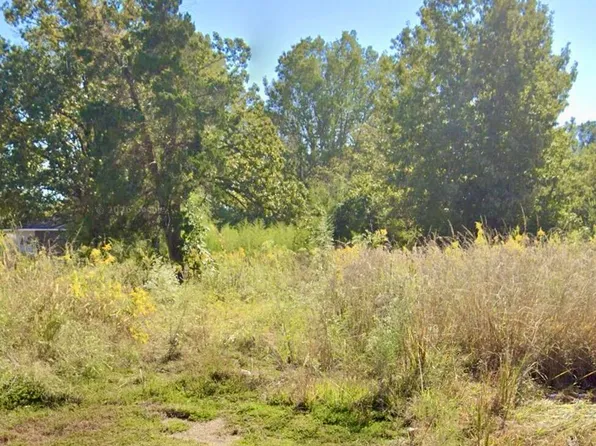 Raymond Rd, Jackson, MS 39204