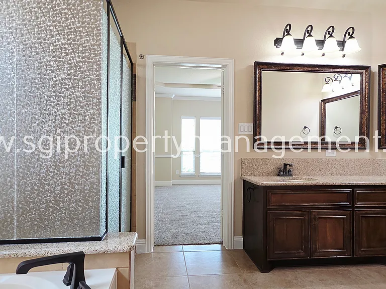 12381 Summertree Dr — Photo 21