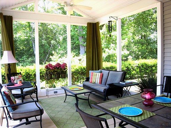 Large Screened Porch