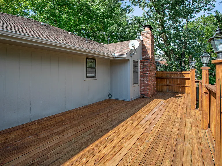 3513 NE Stanton St — Photo 28