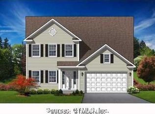 24 Twin Pines Dr, Wallingford, CT 06492