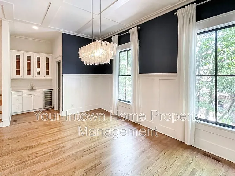 1867 Gordon Mnr NE — Photo 16