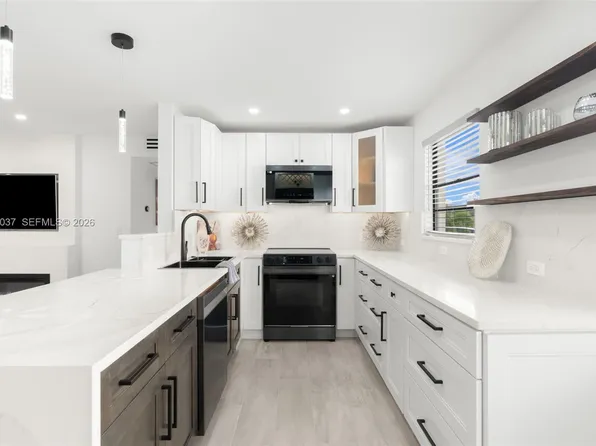 319 Preston E #319-H, Boca Raton, FL 33434