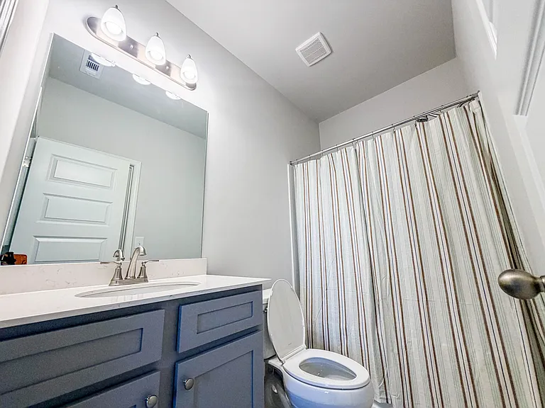 628 Sidney Ct — Photo 67