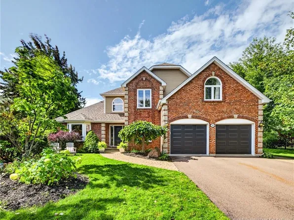 28 Basswood Ct, Moncton, NB E1G 2E5
