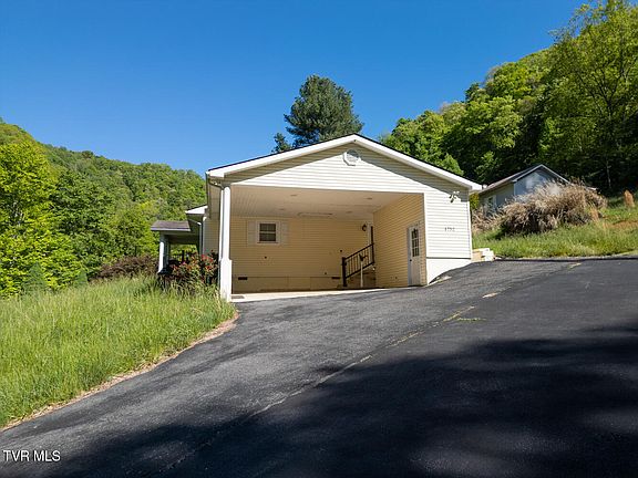 3rd image of 1752 Lower Mill Branch Rd
