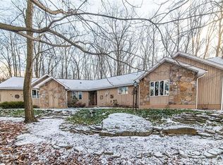 889 Claypike Rd, Acme, PA 15610