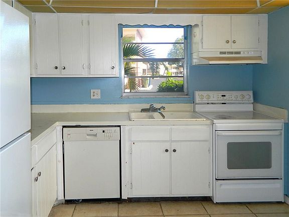 2nd image of 1900 S Kanner Hwy APT 7-107