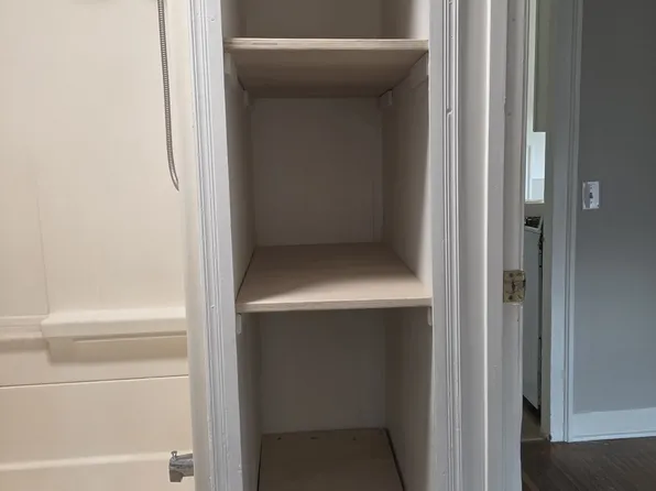 21 Gardiner Park, Rochester, NY 14607