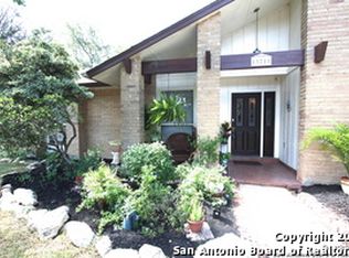 13711 Forest Point Dr, San Antonio, TX 78231