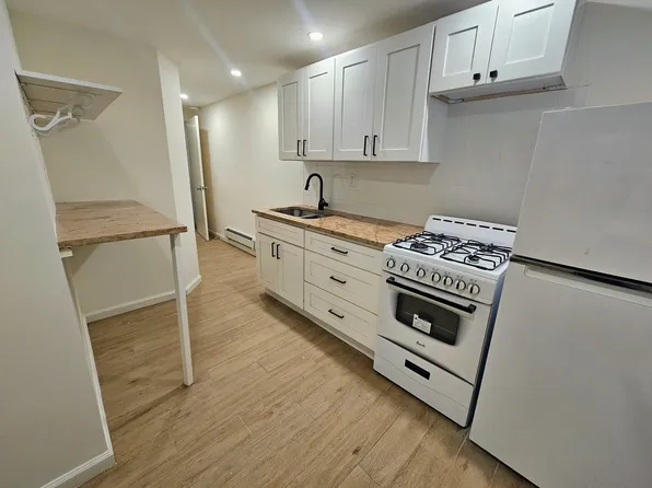 159 East 38th Street image 1 of 7