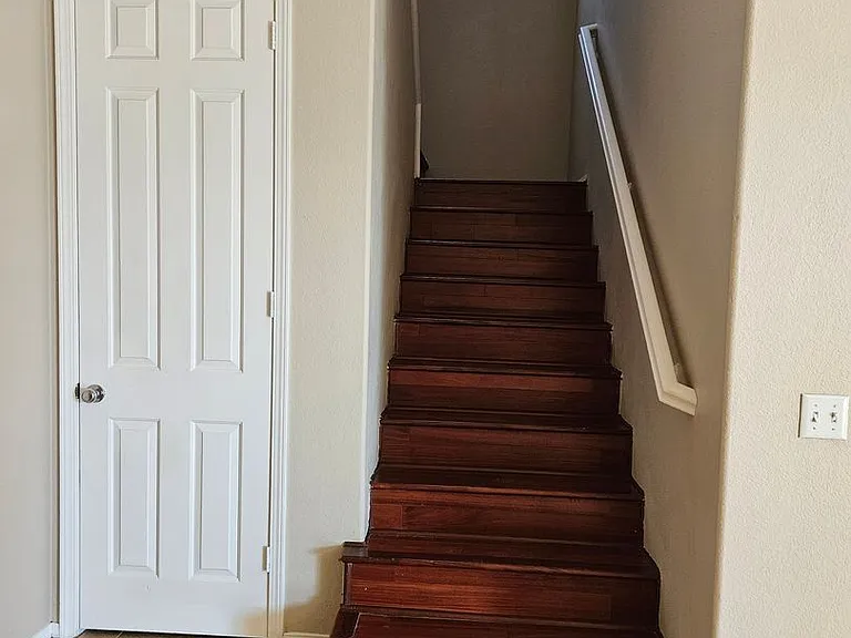 8975 Guadalupe Ave — Photo 13