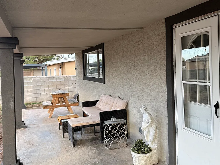 2918 Piedras Rd — Photo 19