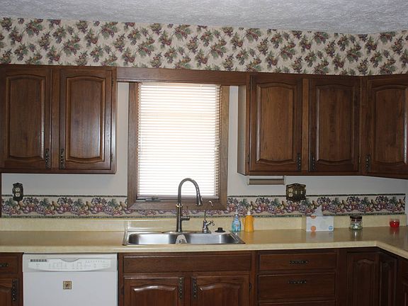 5th image of 539 N 9th Ave