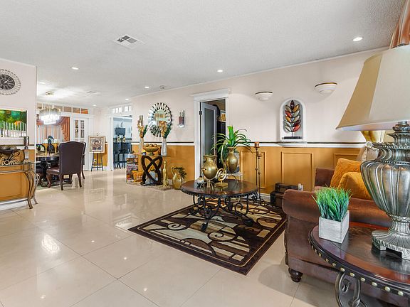 4th image of 2839 NW 9th Court