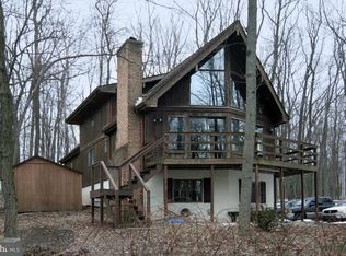 548 Hemlock Ln, Lebanon, PA 17042