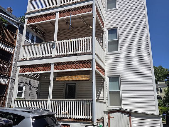 3rd image of 11 Woodman St Floor 2
