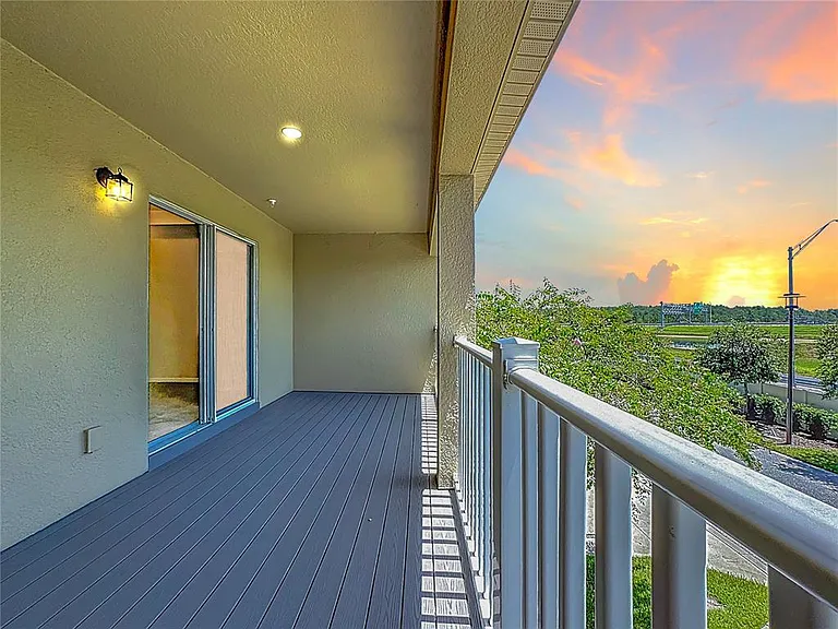 10141 Greenstone Ridge St — Photo 35
