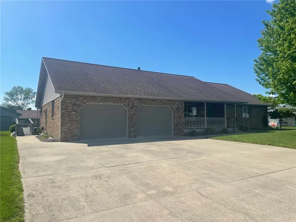 1003 N Main St, Effingham, IL 62401