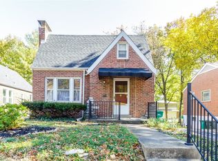 10 Saint Charles Pl, Saint Louis, MO 63119
