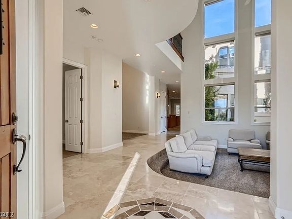 3rd image of 9736 Verlaine Ct