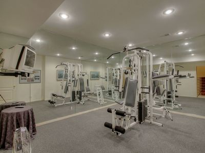 3508 W 153rd St, Leawood, KS, 66224