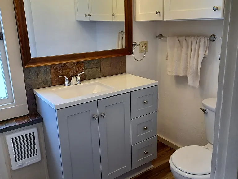 229 Alameda Ave — Photo 7