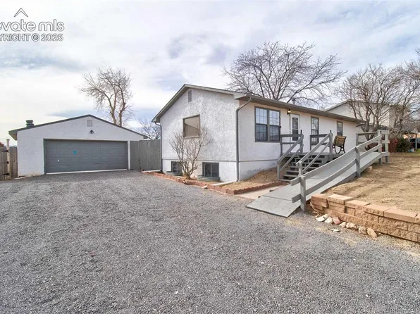 257 S Bailey Dr, Pueblo West, CO 81007
