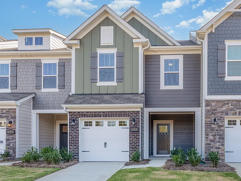 3160 Lilac Grove Dr — Photo 2