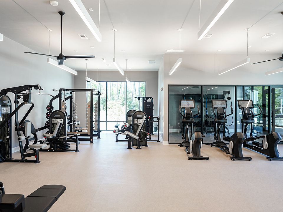 Residences at Kingwood apartments community photo