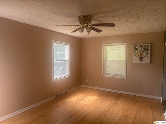 4th image of 6144 Pinkney St