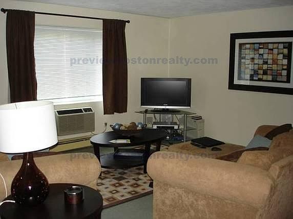 2nd image of 20 Bryon Rd #L5